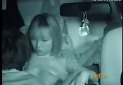 در اطراف توالت سقوط کرد و پوست را با یک دستمال کاغذی پاک کرد دانلود سوپر خارجی جدید