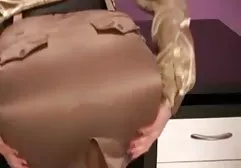 من خواسته سیگار کشیدم و با یک فیلم ساکسی خارجی عضو فاکار مواجه شدم