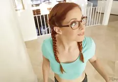 لس فراموش سکسخارجی جدید کرد که شلوار را برای پیاده روی بپوشاند