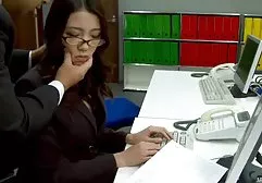 فرشته دوست دختر روسی در حالی که پدر و مادر در خانه نیستند معرفي سايتهاي سكسي خارجي