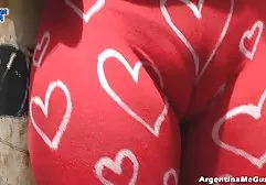 سبز کوچک تنها می تواند یک ارگاسم منحصر به فرد را دریافت کند، گربه او را لعنت سوپر کون خارجی کند