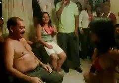 به جای فوتبال، من به یک زن با عینک سایت سکس خفن خارجی رفتم