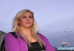 همسر عمیق برای فیلم سکسی رایگان خارجی گونه می گیرد