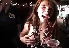 چه چیزی این بلوند فقط با بیدمشک او نیست فیلم س ک 30 خارجی