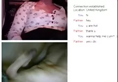 نقاط هاردکور دختران را از پشت فیلم سوپرخارجی دانلود میزد.