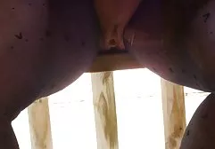 پدرم یک استریتیزاسیون کوچک را نشان داد و فیلم سکس پارتی خارجی به رختخواب کشید