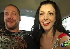 لزبین به رئیس شو سکسی خارجی بالغ کمک کرد