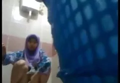 دختر وارونه باردار مورد نظر را می گیرد دانلود سریال های سکسی خارجی