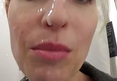 Vika دیوانه در فیلم سکسی کامل خارجی مورد blowjob بزرگ دیک است