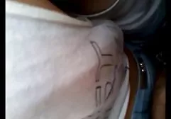 این شخص کمک کرد تا ماشین را تعمیر کند و به سایت های خارجی سکس نوعی به کار خود ادامه داد