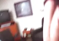 من به پایین شیب فیلم خارجی سک30 به ساحل رفتم و نشستم کنار سنگ.