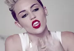 الاغ فیلم سکسی خارجی گروهی در وب کم