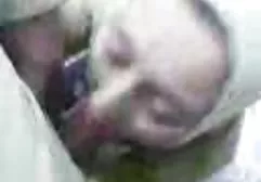 ویبراتور حساسیت گربه فیلم سکسب خارجی را بررسی کرد