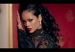 خجالتی، اما هنوز هم در دهان فیلم سوپرایرانی وخارجی او