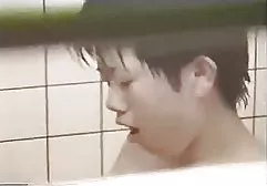 چهار نفر عکس فیلم سوپر خارجی از دوستان فاحشه چشم بسته اند