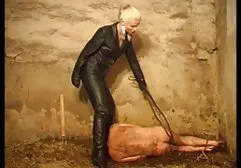 زن دانلود فیلم سکسی دوبله شده و شوهر جوان لعنتی در یک مزرعه گندم